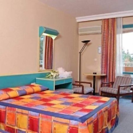 Merlin Beach Park Hotel Tosmur Εξωτερικό φωτογραφία