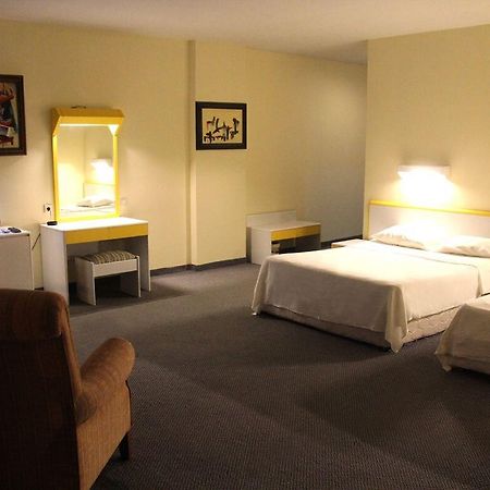 Merlin Beach Park Hotel Tosmur Εξωτερικό φωτογραφία