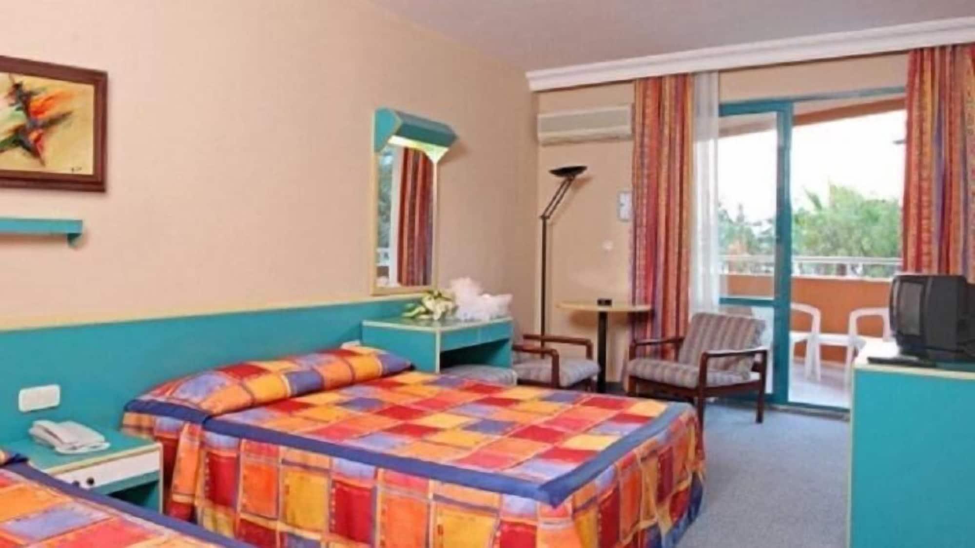 Merlin Beach Park Hotel Tosmur Εξωτερικό φωτογραφία